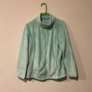 a soft sweater that’s great for cuffing season